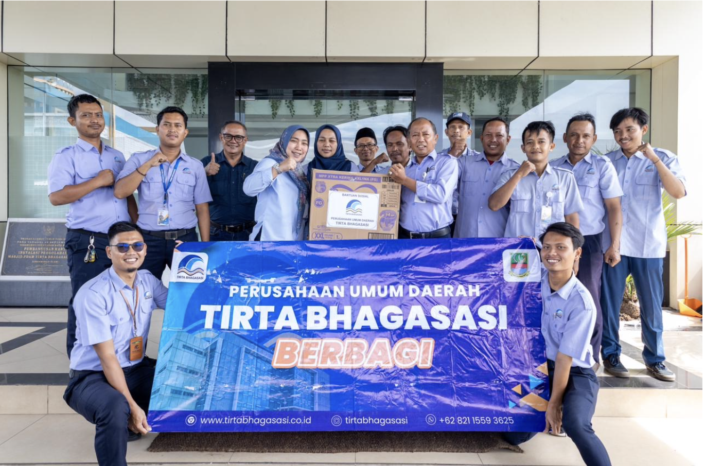 Peduli Warga Terdampak Banjir di Bekasi, Perumda Tirta Bhagasasi Salurkan Bantuan Kemanusiaan